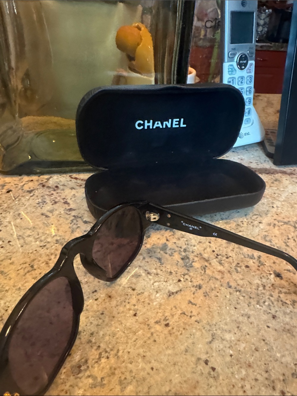 CHANEL Black Sunglasses with Gold CC Emblem - Picture 3 of 4